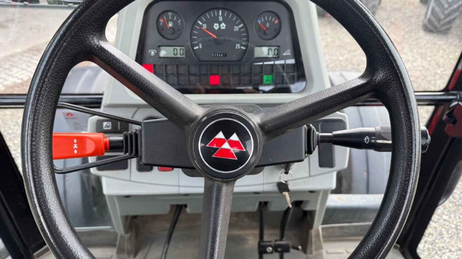 Traktor typu Massey Ferguson 5455 Dyna 2, Gebrauchtmaschine v Hadsten (Obrázek 23)