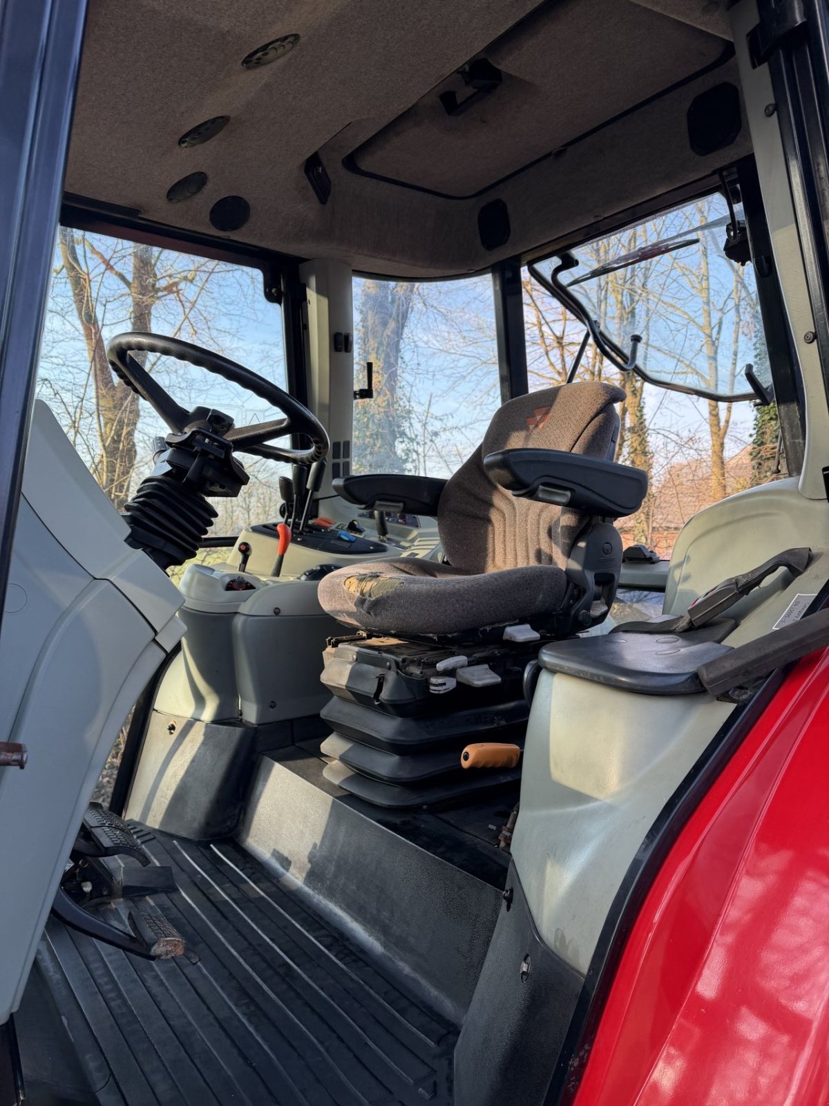 Traktor типа Massey Ferguson 5455 Dyna 4, Gebrauchtmaschine в Rossum (Фотография 8)