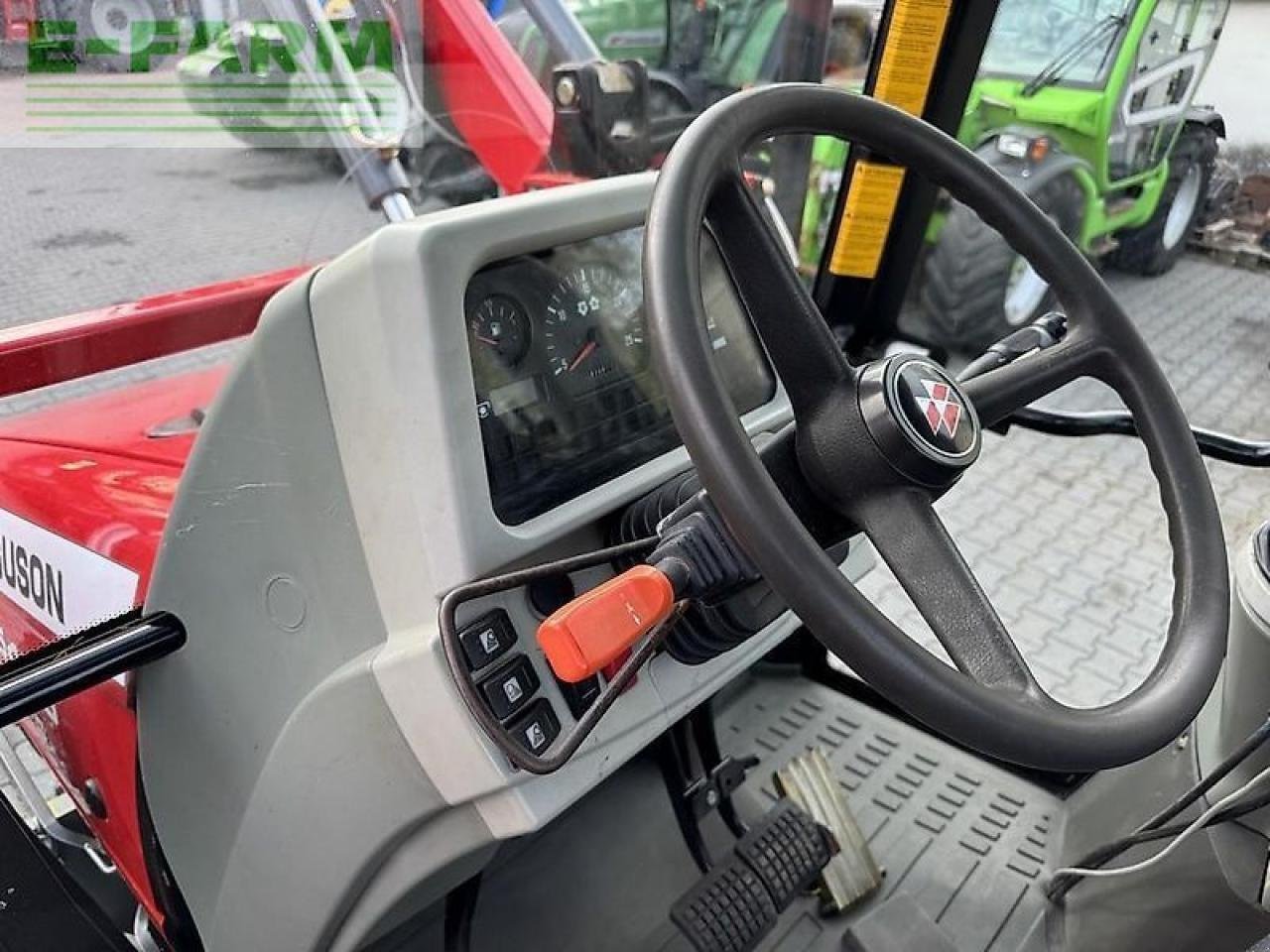Traktor του τύπου Massey Ferguson 5455 + faucheux prestige 120, Gebrauchtmaschine σε DAMAS?AWEK (Φωτογραφία 13)