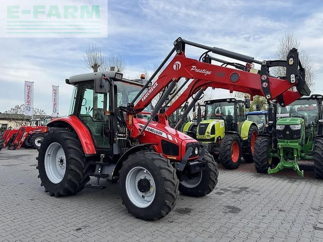 Traktor типа Massey Ferguson 5455 + faucheux prestige 120, Gebrauchtmaschine в DAMAS?AWEK (Фотография 4)