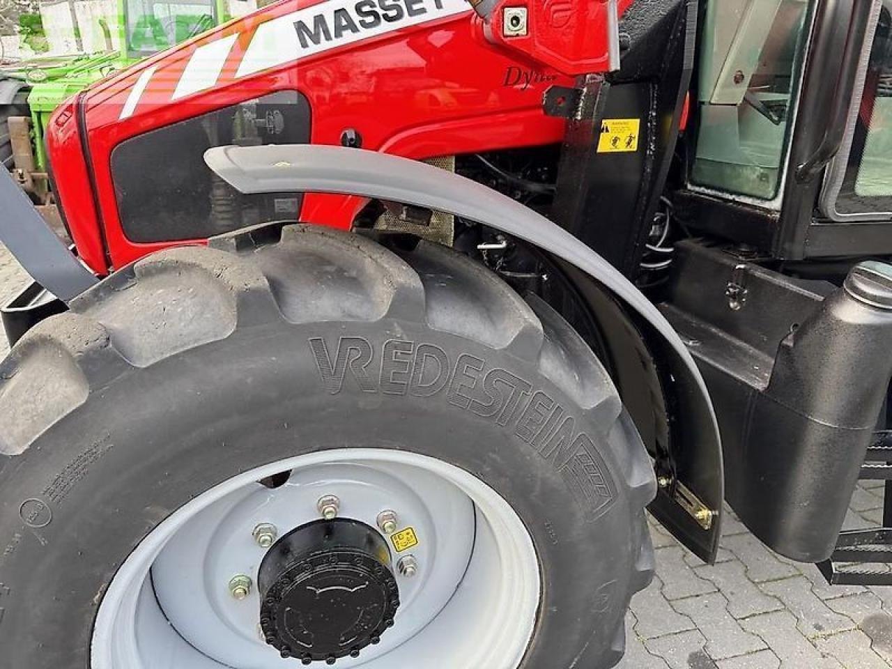 Traktor типа Massey Ferguson 5455 + faucheux prestige 120, Gebrauchtmaschine в DAMAS?AWEK (Фотография 19)