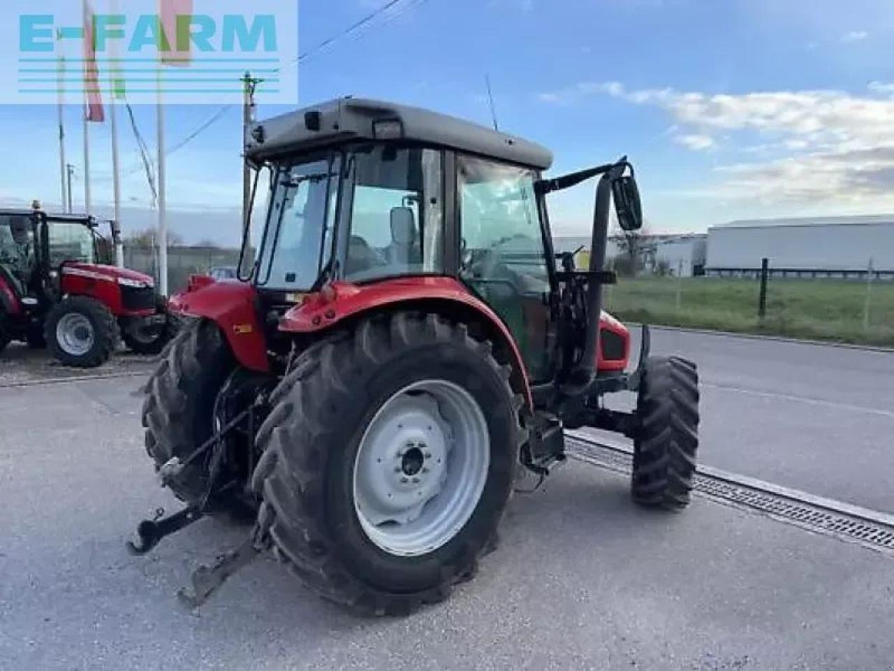 Traktor Türe ait Massey Ferguson 5455, Gebrauchtmaschine içinde MARLENHEIM (resim 4)