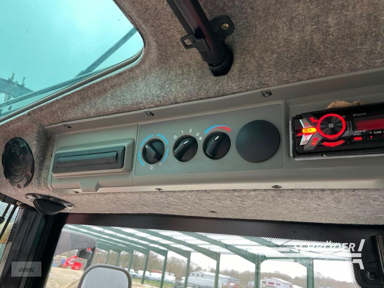 Traktor типа Massey Ferguson 5455, Gebrauchtmaschine в Wildeshausen (Фотография 18)