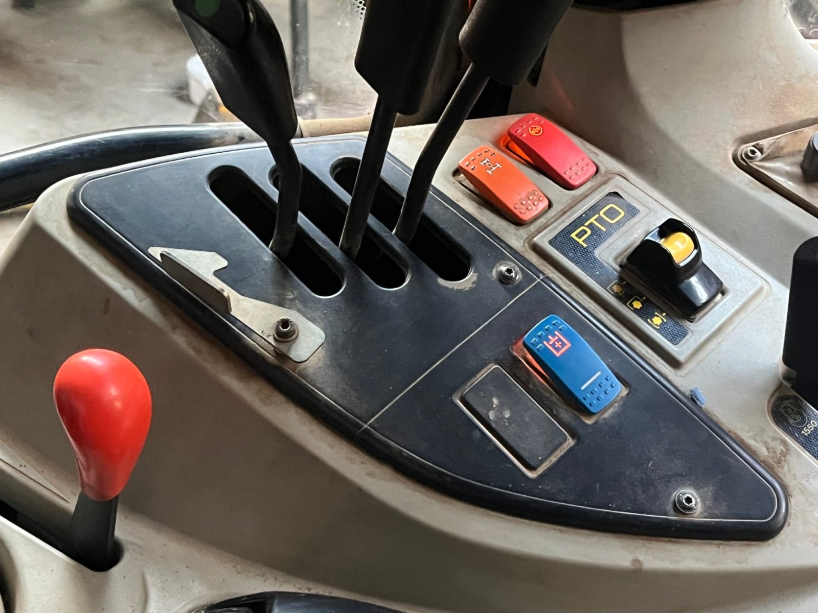 Traktor des Typs Massey Ferguson 5455, Gebrauchtmaschine in Mindelstetten (Bild 3)