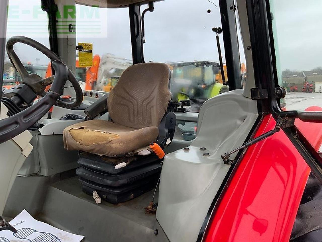 Traktor типа Massey Ferguson 5460 tractor (st25572), Gebrauchtmaschine в SHAFTESBURY (Фотография 16)