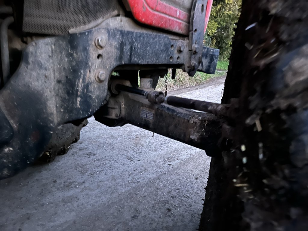 Traktor типа Massey Ferguson 5460, Gebrauchtmaschine в JOSSELIN (Фотография 8)