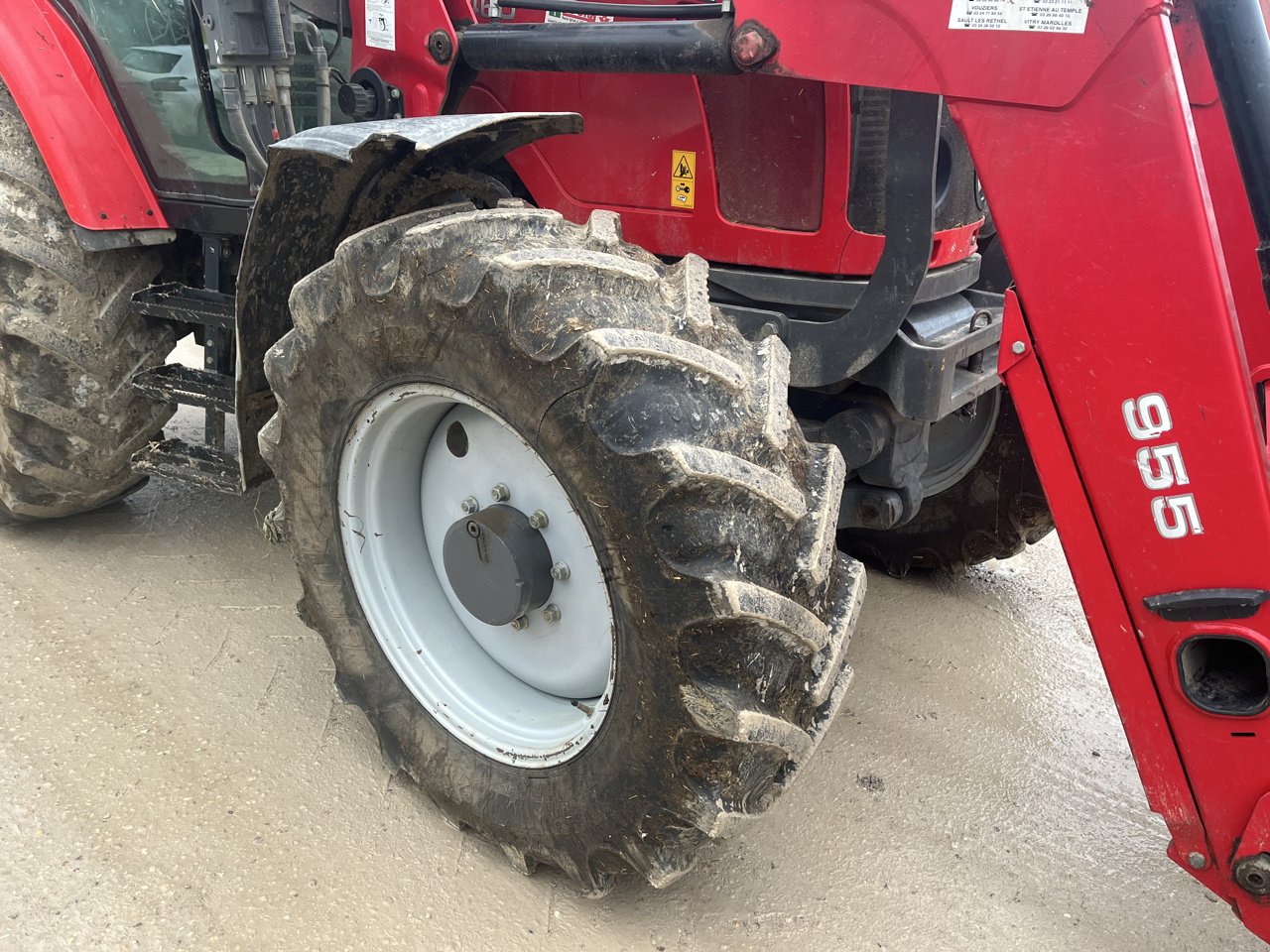 Traktor типа Massey Ferguson 5460, Gebrauchtmaschine в VERT TOULON (Фотография 4)