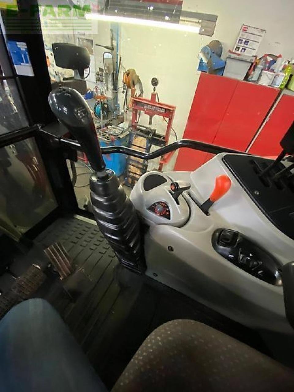 Traktor типа Massey Ferguson 5465, Gebrauchtmaschine в STAPEL (Фотография 9)