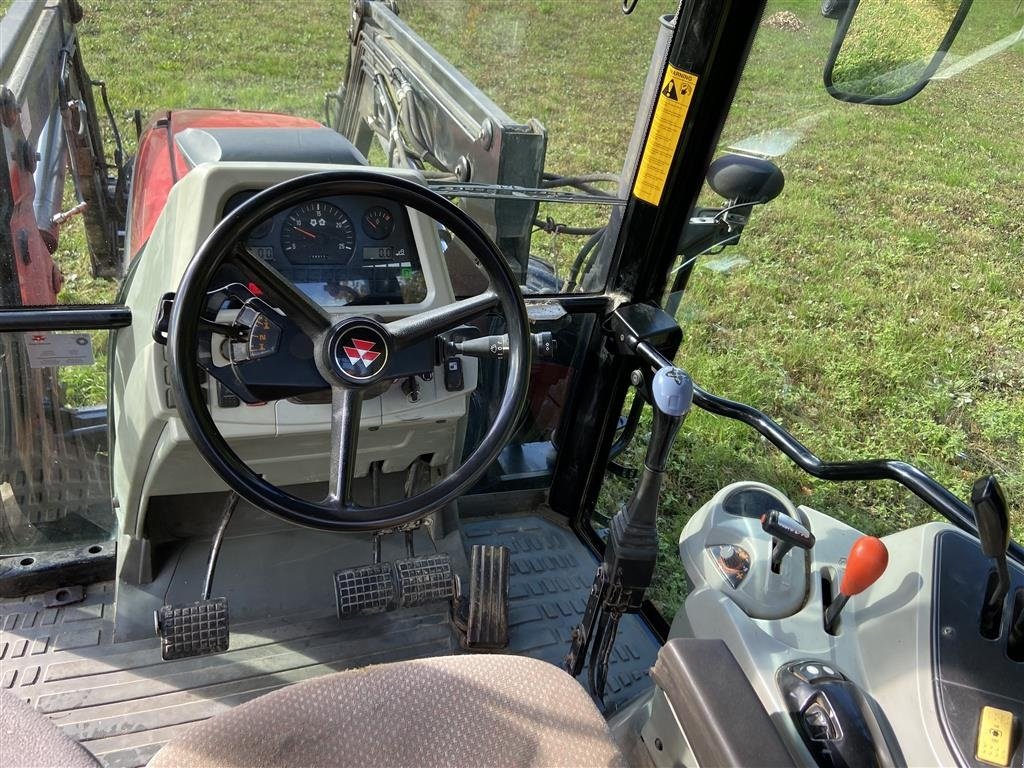 Traktor des Typs Massey Ferguson 5470 DYNA 4 med frontlæsser, Gebrauchtmaschine in Horsens (Bild 6)