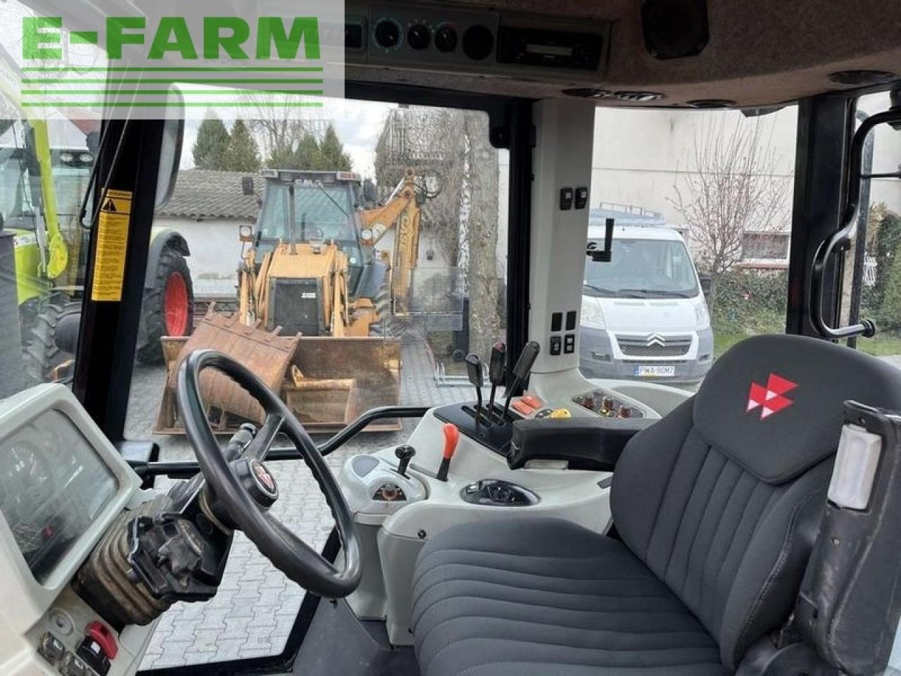 Traktor des Typs Massey Ferguson 5470 dyna-4, Gebrauchtmaschine in DAMAS?AWEK (Bild 11)