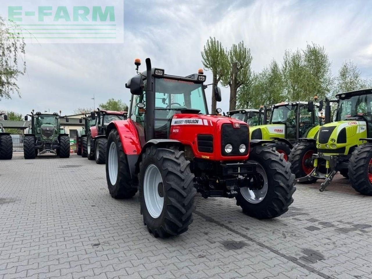 Traktor типа Massey Ferguson 5470 dyna-4, Gebrauchtmaschine в DAMAS?AWEK (Фотография 3)