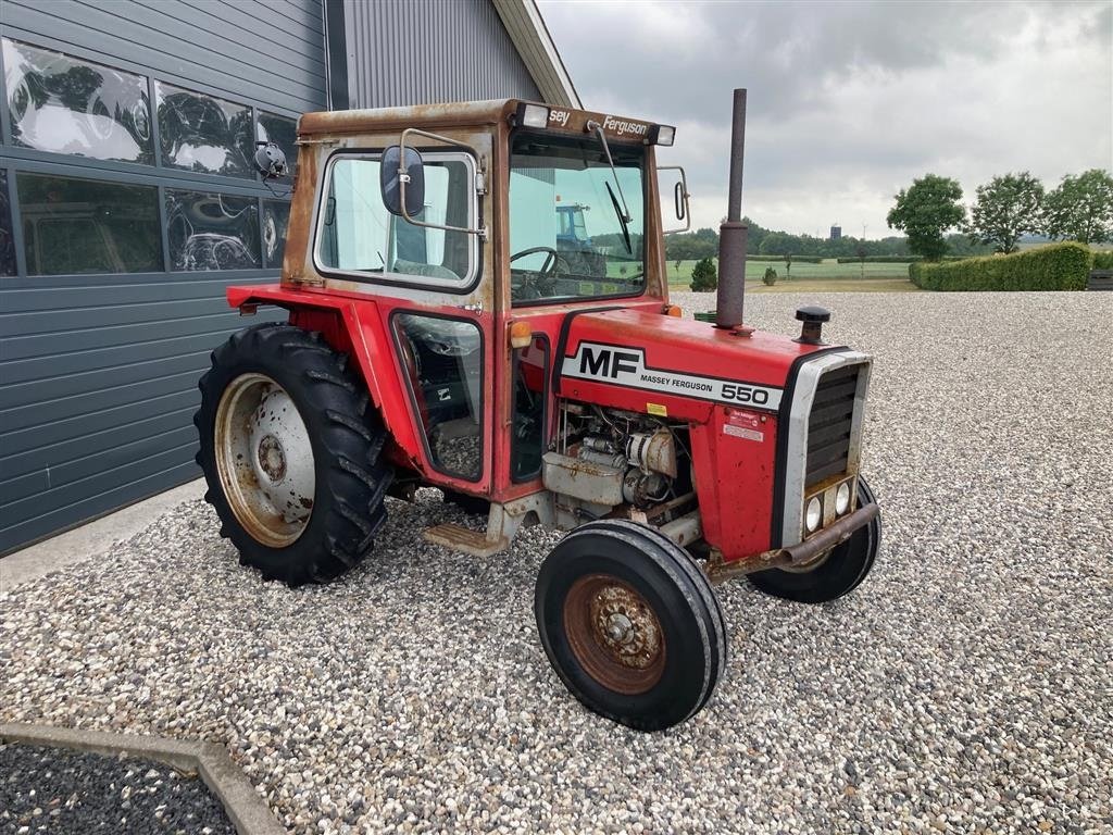 Traktor des Typs Massey Ferguson 550, Gebrauchtmaschine in Thorsø (Bild 4)