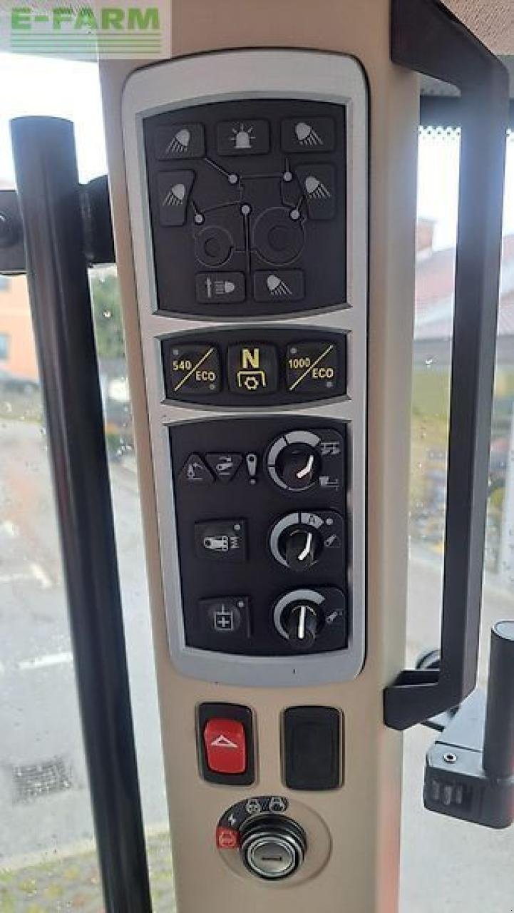 Traktor des Typs Massey Ferguson 5609 dyna4, Gebrauchtmaschine in GROBELNO (Bild 16)