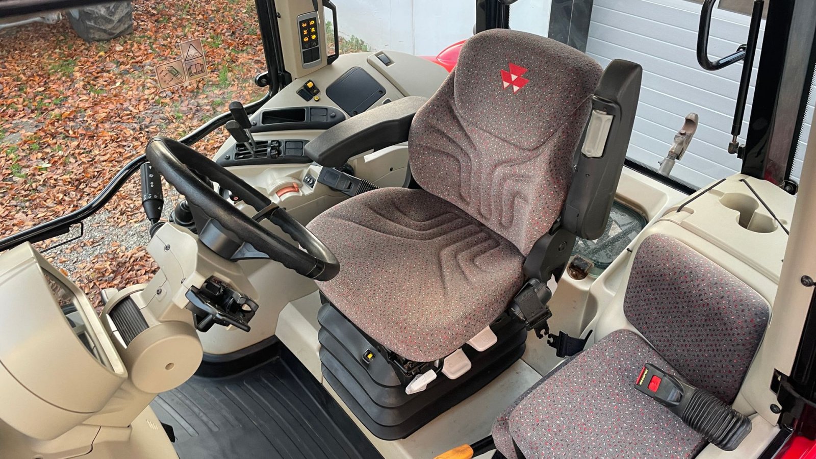 Traktor typu Massey Ferguson 5610 Dyna 4 5610, Gebrauchtmaschine v Nykøbing Mors (Obrázek 5)