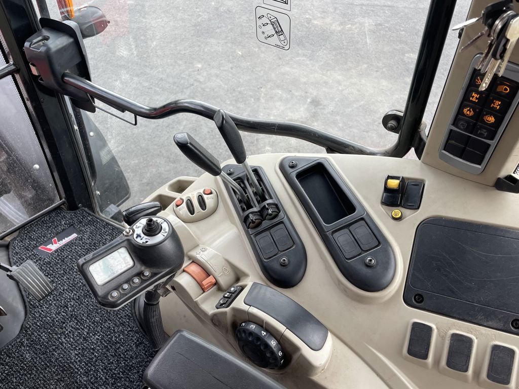 Traktor a típus Massey Ferguson 5610 DYNA-4, Gebrauchtmaschine ekkor: MARIENHEEM (Kép 9)