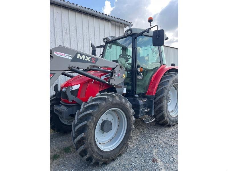 Traktor tipa Massey Ferguson 5610, Gebrauchtmaschine u ANTIGNY (Slika 1)