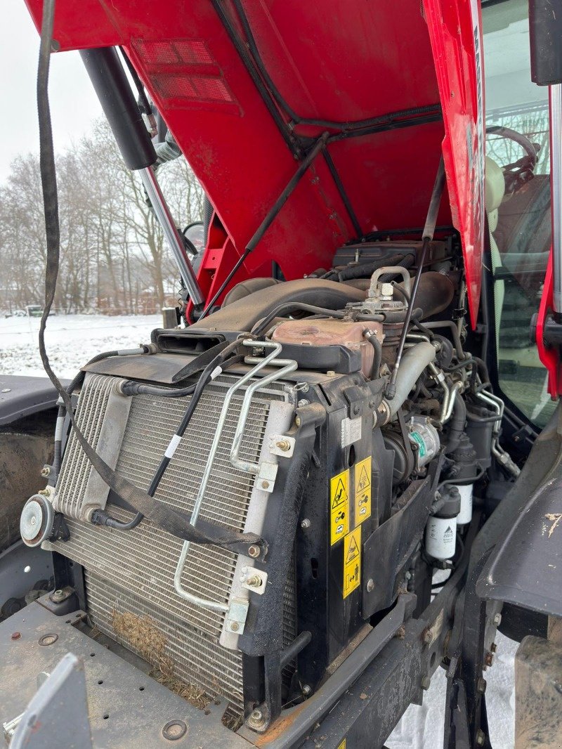 Traktor Türe ait Massey Ferguson 5611 Dyna-4, Gebrauchtmaschine içinde Gnutz (resim 24)