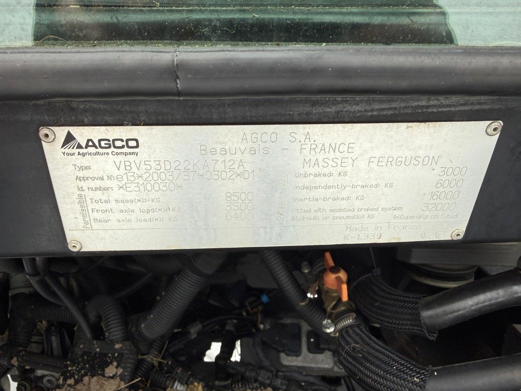 Traktor Türe ait Massey Ferguson 5611 Dyna-4, Gebrauchtmaschine içinde Gnutz (resim 29)