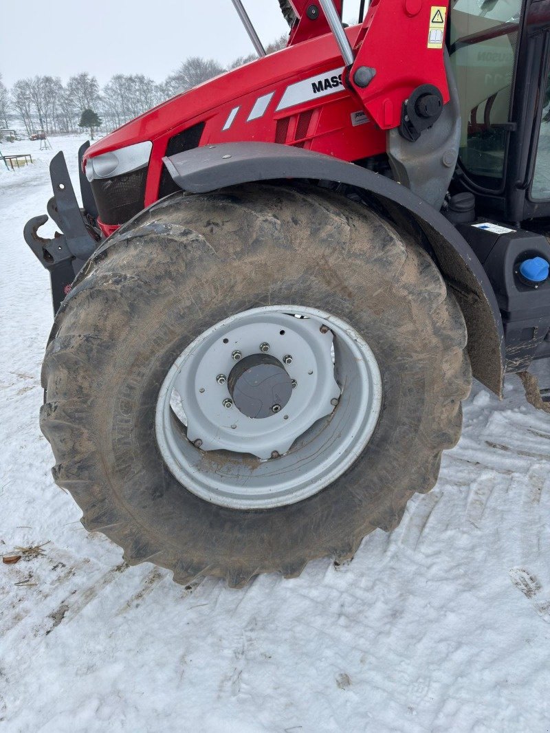 Traktor Türe ait Massey Ferguson 5611 Dyna-4, Gebrauchtmaschine içinde Gnutz (resim 11)