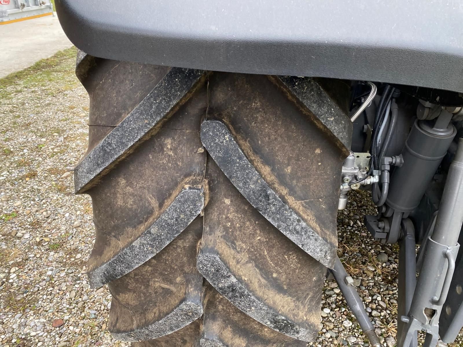 Traktor типа Massey Ferguson 5611 + Stoll FZ 20 Frontlader, Gebrauchtmaschine в Burgkirchen (Фотография 8)