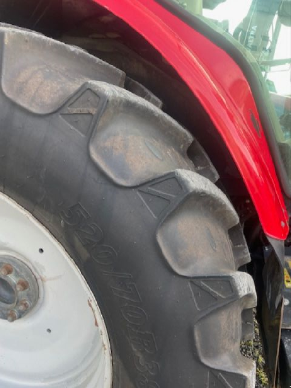 Traktor of the type Massey Ferguson 5612 DYNA 6, Gebrauchtmaschine in JOZE (Picture 8)