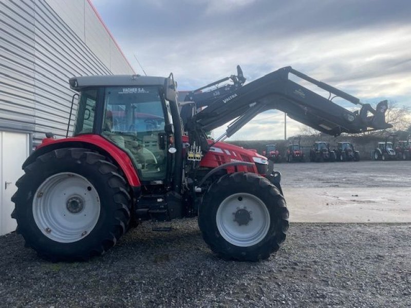 Traktor of the type Massey Ferguson 5612 DYNA 6, Gebrauchtmaschine in JOZE (Picture 3)