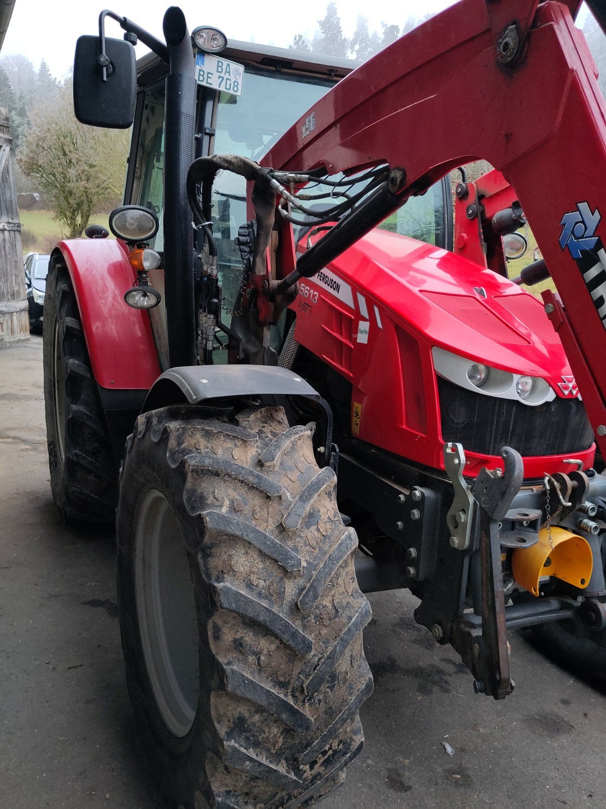 Traktor typu Massey Ferguson 5613, Gebrauchtmaschine v Königsfeld (Obrázek 2)