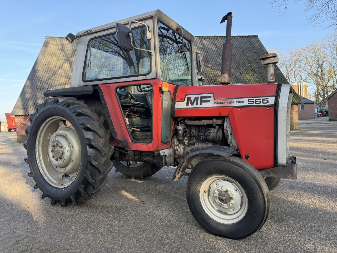 Traktor typu Massey Ferguson 565, Gebrauchtmaschine v Rossum (Obrázok 2)