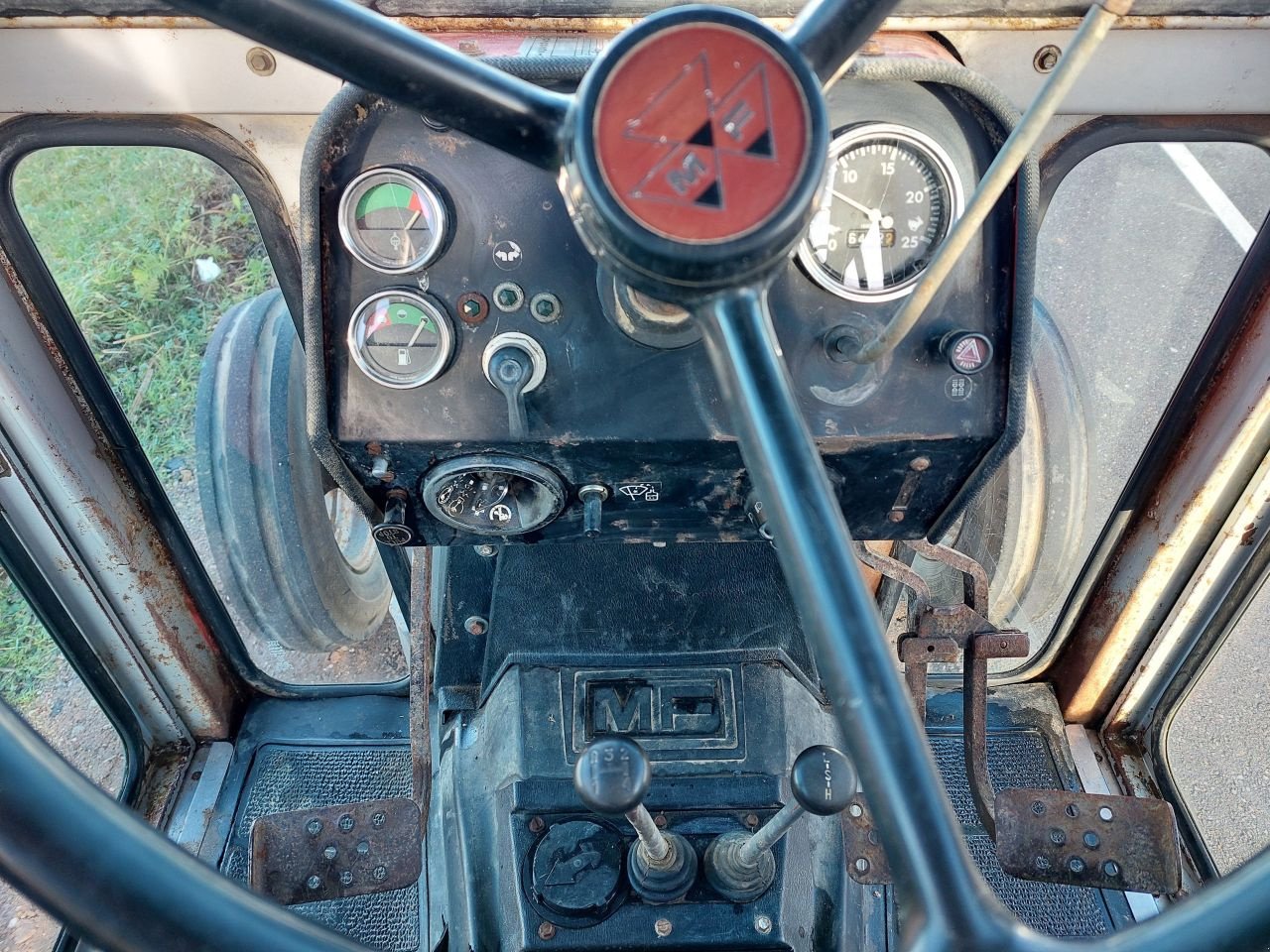 Traktor za tip Massey Ferguson 565, Gebrauchtmaschine u Ouderkerk aan den IJssel (Slika 9)