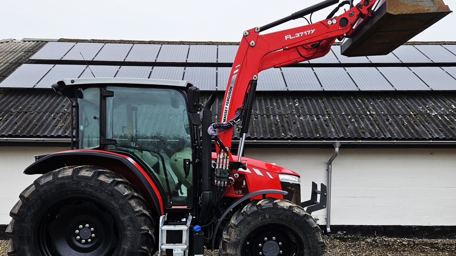 Traktor van het type Massey Ferguson 5708 Dyna 4 / kun 1200 timer / frontlæsser, Gebrauchtmaschine in Arden (Foto 9)
