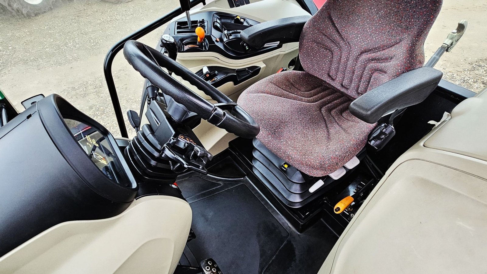 Traktor van het type Massey Ferguson 5708 Dyna 4 / kun 1200 timer / frontlæsser, Gebrauchtmaschine in Arden (Foto 14)