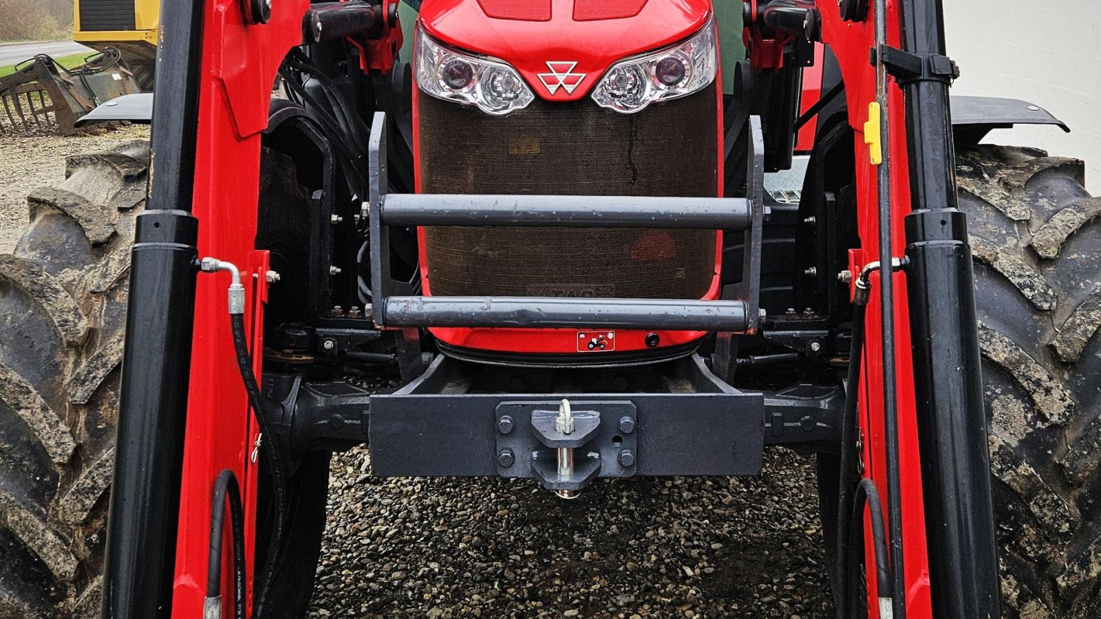 Traktor типа Massey Ferguson 5708 Dyna 4 / meget pæn og kun 1200 timer / med frontlæsser, Gebrauchtmaschine в Arden (Фотография 4)