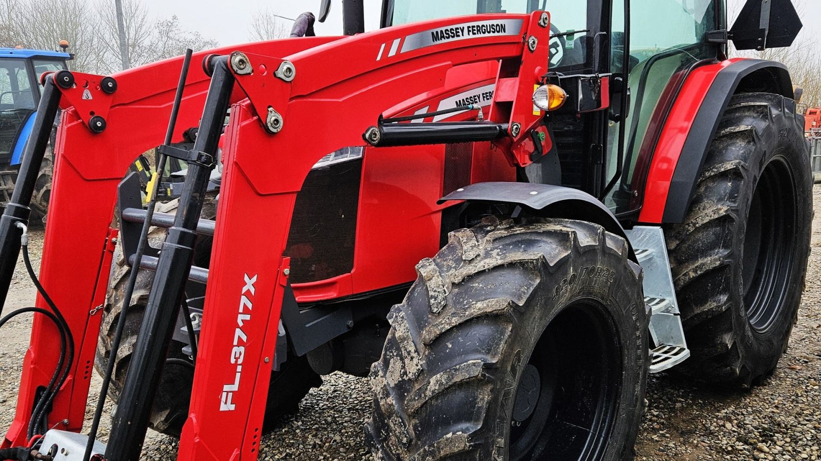 Traktor типа Massey Ferguson 5708 Dyna 4 / meget pæn og kun 1200 timer / med frontlæsser, Gebrauchtmaschine в Arden (Фотография 5)