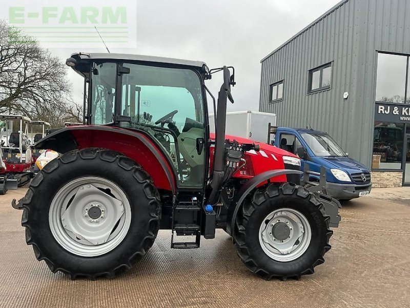 Traktor типа Massey Ferguson 5709 dyna 4 tractor (st25610), Gebrauchtmaschine в SHAFTESBURY