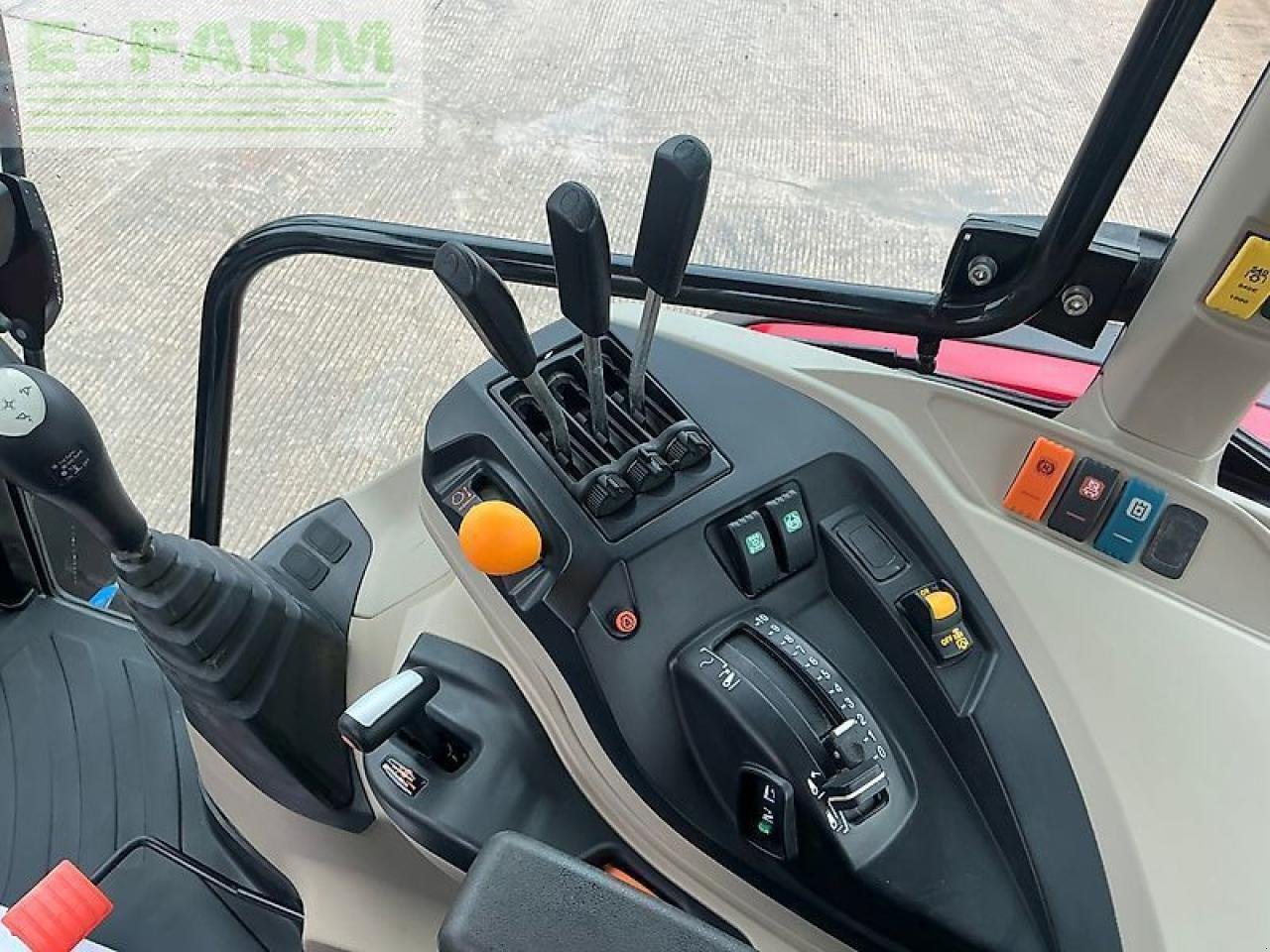 Traktor типа Massey Ferguson 5709 dyna 4 tractor (st25610), Gebrauchtmaschine в SHAFTESBURY (Фотография 19)