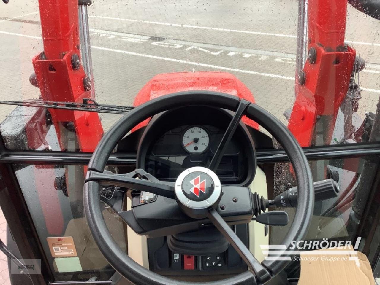 Traktor от тип Massey Ferguson 5709 M CAB DYNA-4 ESSENTIAL, Gebrauchtmaschine в Völkersen (Снимка 13)
