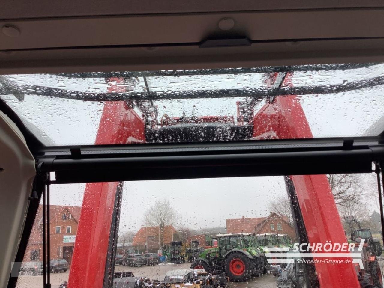 Traktor от тип Massey Ferguson 5709 M CAB DYNA-4 ESSENTIAL, Gebrauchtmaschine в Völkersen (Снимка 14)