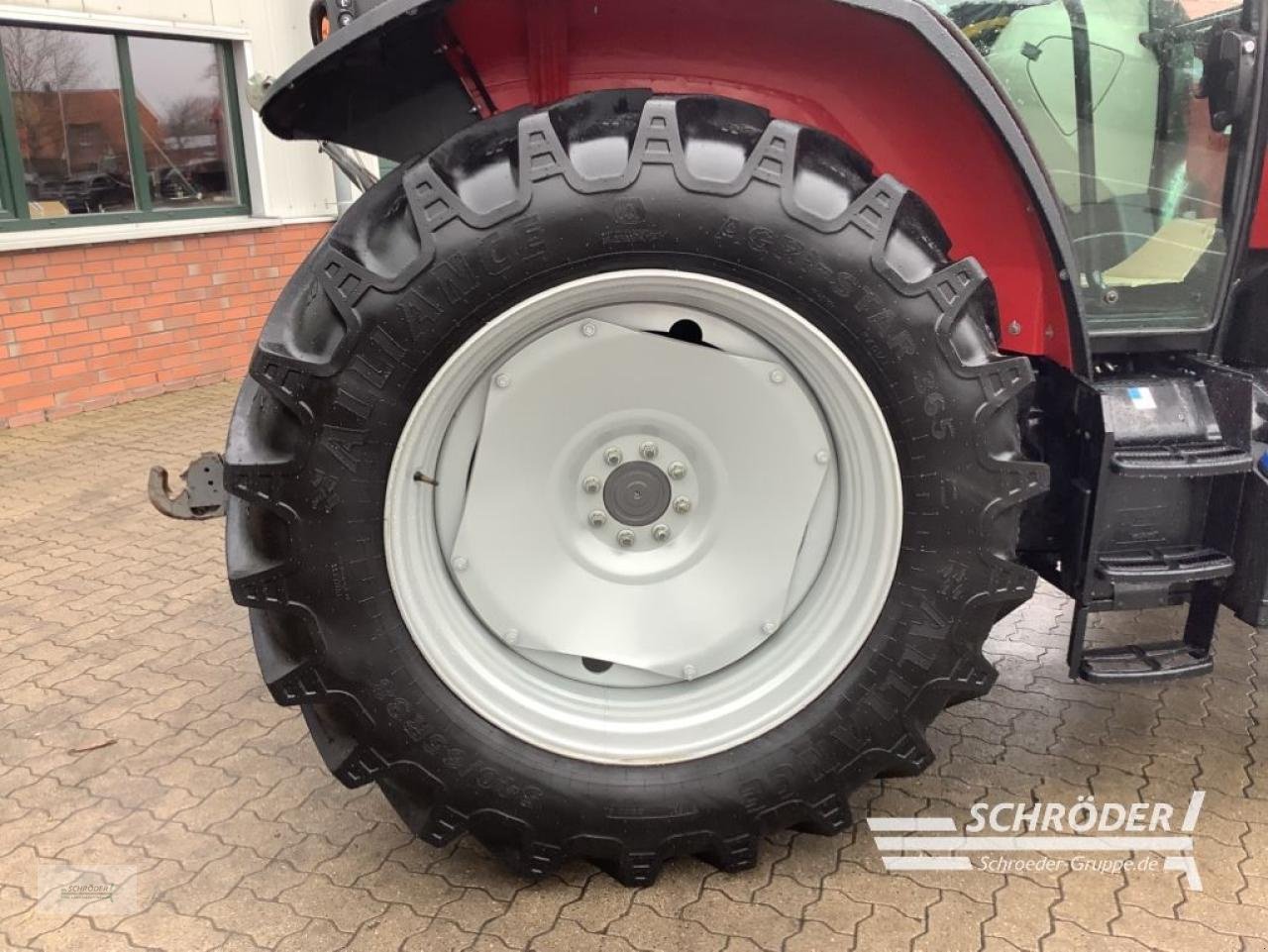 Traktor от тип Massey Ferguson 5709 M CAB DYNA-4 ESSENTIAL, Gebrauchtmaschine в Völkersen (Снимка 18)