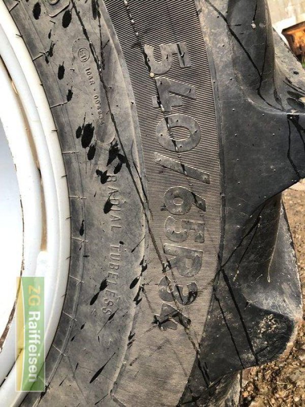 Traktor des Typs Massey Ferguson 5709 M, Gebrauchtmaschine in Steinach (Bild 2)