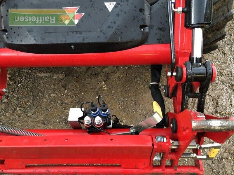 Traktor des Typs Massey Ferguson 5709 M, Gebrauchtmaschine in Steinach (Bild 12)