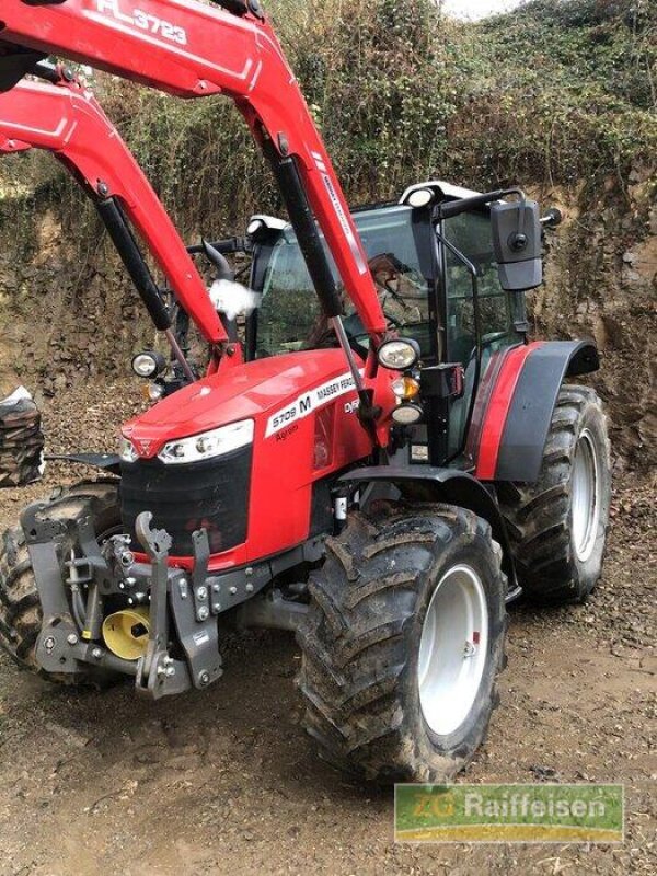 Traktor des Typs Massey Ferguson 5709 M, Gebrauchtmaschine in Steinach (Bild 1)