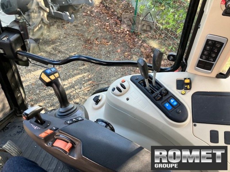 Traktor a típus Massey Ferguson 5710 S D4 EF MR, Gebrauchtmaschine ekkor: Gennes sur glaize (Kép 5)