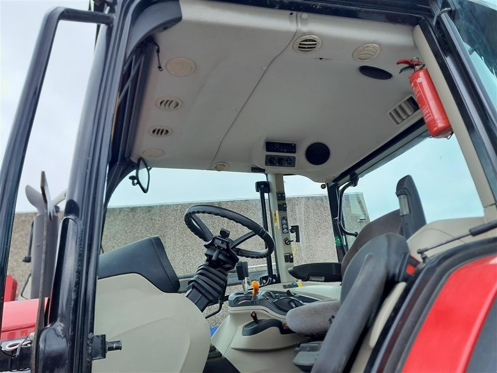 Traktor of the type Massey Ferguson 5710 S Dyna 4, Gebrauchtmaschine in Gudbjerg (Picture 10)