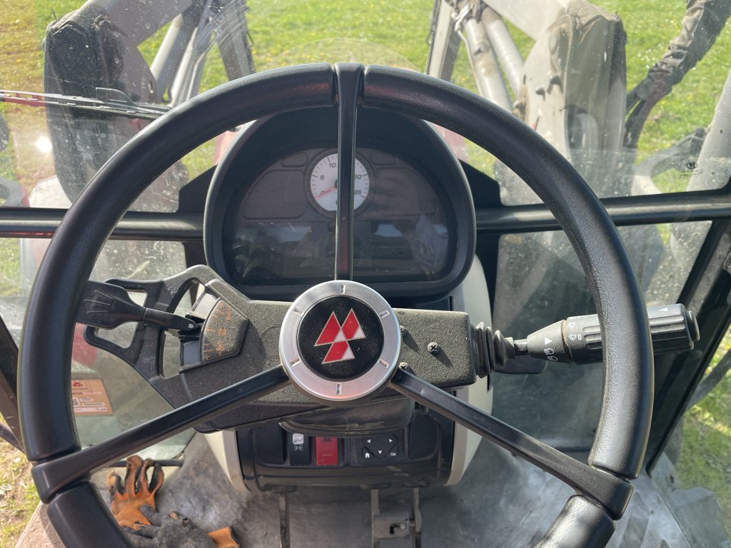Traktor του τύπου Massey Ferguson 5710M, Gebrauchtmaschine σε MALESTROIT (Φωτογραφία 7)