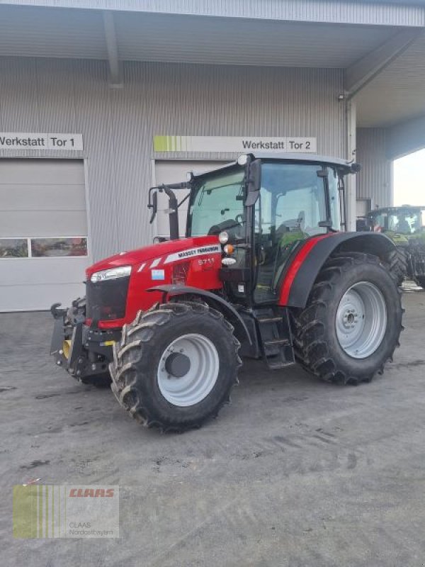Traktor typu Massey Ferguson 5711 DYNA 4, Gebrauchtmaschine v Altenstadt a.d. Waldnaab (Obrázok 1)
