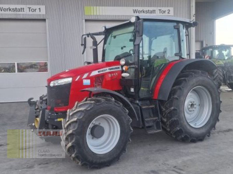 Traktor tip Massey Ferguson 5711 DYNA 4, Gebrauchtmaschine in Altenstadt a.d. Waldnaab