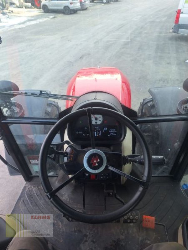 Traktor типа Massey Ferguson 5711 DYNA 4, Gebrauchtmaschine в Altenstadt a.d. Waldnaab (Фотография 17)