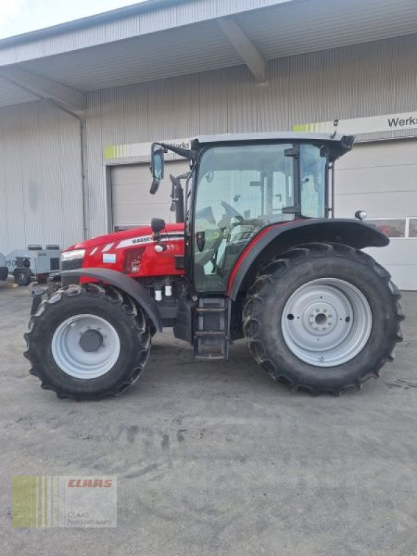 Traktor типа Massey Ferguson 5711 DYNA 4, Gebrauchtmaschine в Altenstadt a.d. Waldnaab (Фотография 5)
