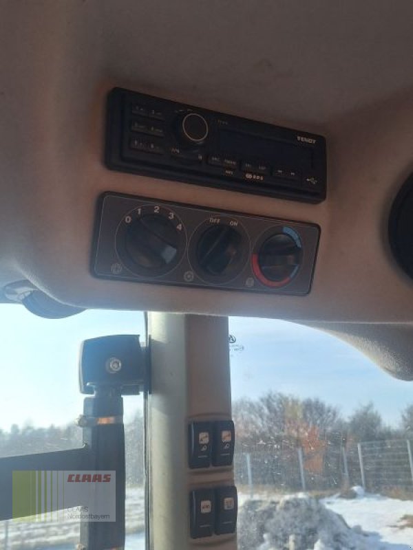 Traktor типа Massey Ferguson 5711 DYNA 4, Gebrauchtmaschine в Altenstadt a.d. Waldnaab (Фотография 19)