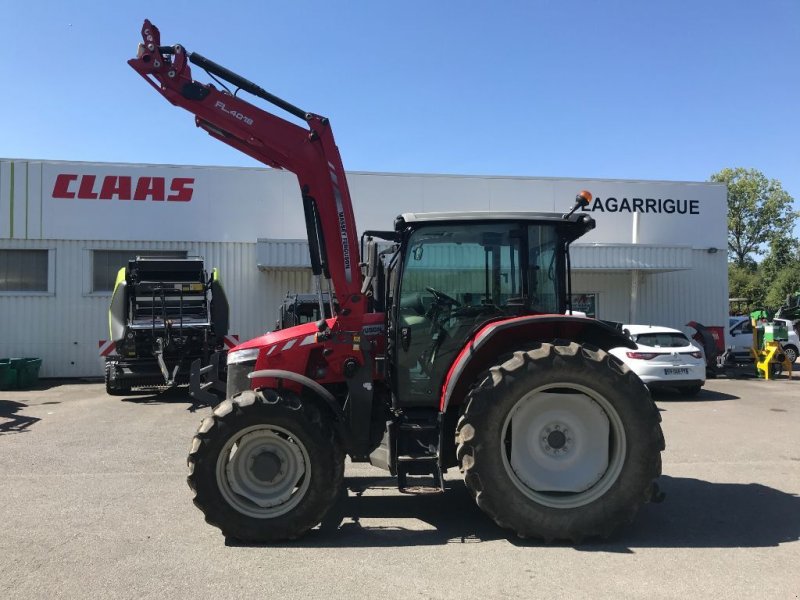 Traktor du type Massey Ferguson 5711 ESSENTIAL DYNA-4, Gebrauchtmaschine en MORLHON LE HAUT (Photo 1)